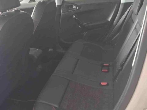 Peugeot 2008 1.2 PURETECH 110 S&S GT LINE 5P