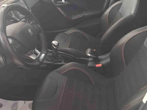 Peugeot 2008 1.2 PURETECH 110 S&S GT LINE 5P