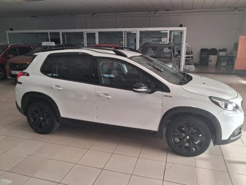 Peugeot 2008 1.2 PURETECH 110 S&S GT LINE 5P