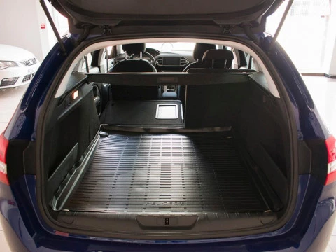 Peugeot 308 fam. 1.2 PURETECH 81KW STYLE SW 5P