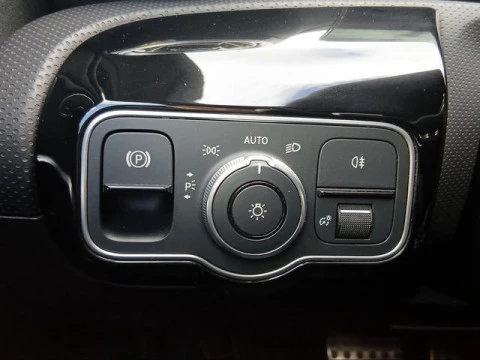 Mercedes-Benz Clase A 180 d 85 kW (116 CV)