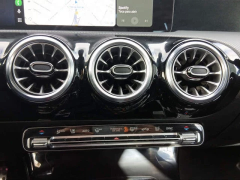 Mercedes-Benz Clase A 180 d 85 kW (116 CV)