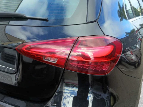 Mercedes-Benz Clase A 180 d 85 kW (116 CV)