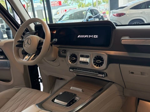 Mercedes-Benz Clase G  63 AM