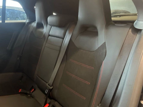 Mercedes-Benz CLA 200 d Shooting Brake