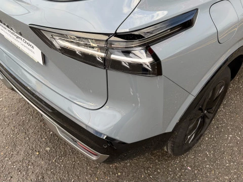 Nissan Qashqai DIG-T 116kW mHEV CVT Tekna