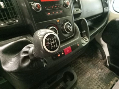 Citroën Jumper BlueHDi 103KW (140CV) Furgón 35L2H2