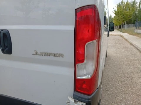 Citroën Jumper BlueHDi 103KW (140CV) Furgón 35L2H2