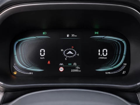 Cuadro de instrumentos con indicación de kilómetros recorridos del Kia Stonic 1.0 T-GDi 74kW (100CV) MHEV MT Drive.