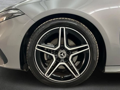 Mercedes-Benz Clase A 200 d Compacto