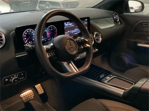 Mercedes-Benz GLA 200 D