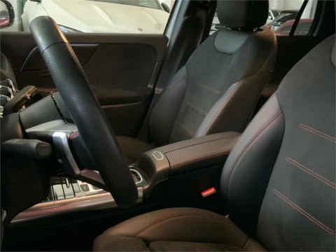 Mercedes-Benz GLA 200 D