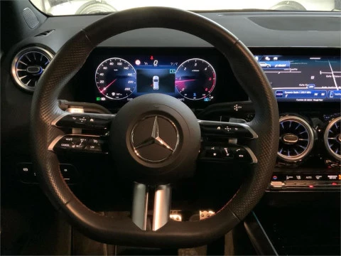 Mercedes-Benz GLA 200 D