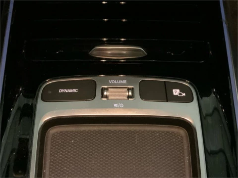 Mercedes-Benz GLA 200 D