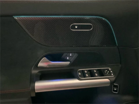 Mercedes-Benz GLA 200 D