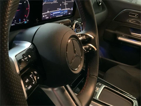 Mercedes-Benz GLA 200 D