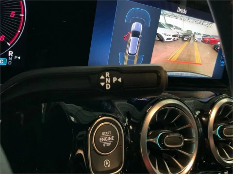 Mercedes-Benz GLA 200 D