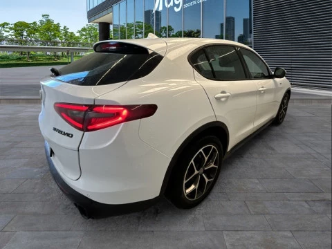 Alfa Romeo Stelvio 2.2 Diésel 140kW (190CV) Sprint RWD