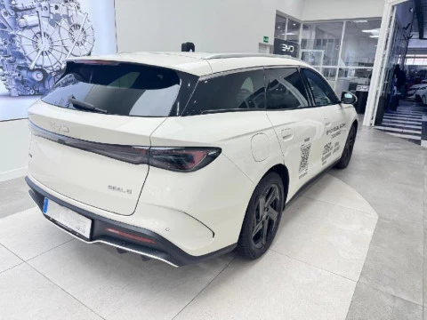 BYD SEAL 6 DM-I fam. 1.5 DM-I COMFORT LITE 5P