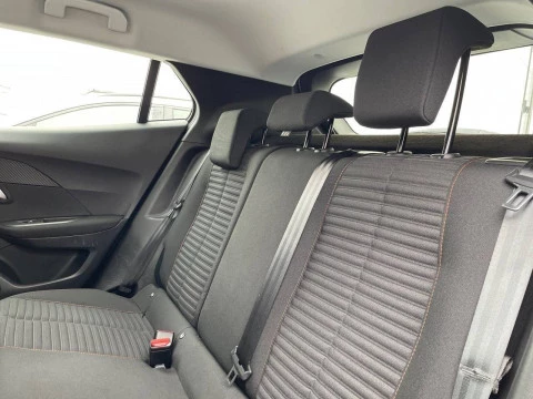 Peugeot 2008 Active Pack BlueHDI 81kW (110CV)