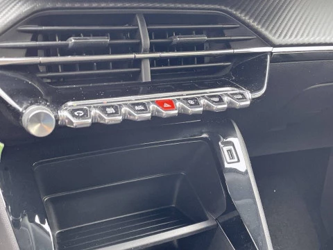 Peugeot 2008 Active Pack BlueHDI 81kW (110CV)