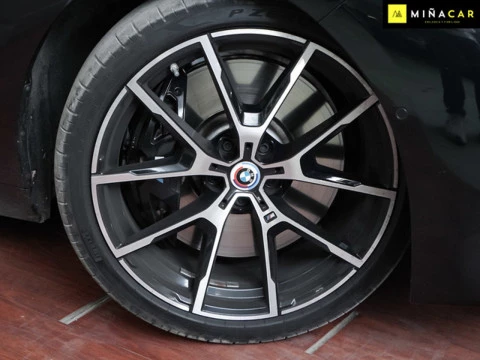 BMW Serie 8 840i