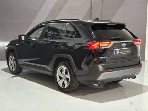 Toyota Rav4 2.5l 220H Advance