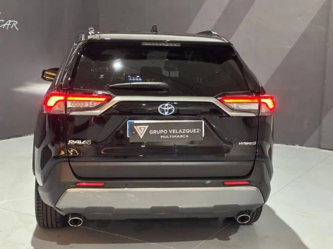 Toyota Rav4 2.5l 220H Advance