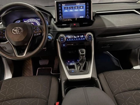 Toyota Rav4 2.5l 220H Advance