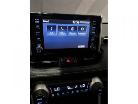 Toyota Rav4 2.5l 220H Advance
