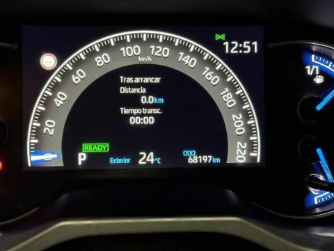 Toyota Rav4 2.5l 220H Advance