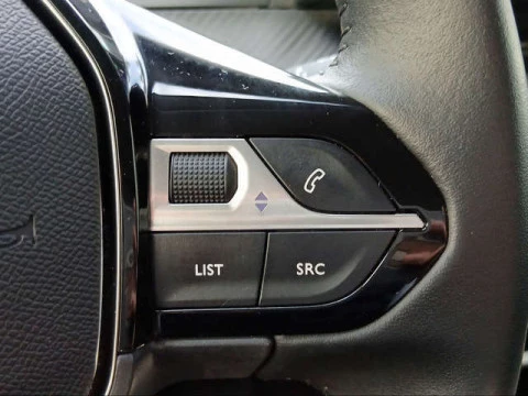 Peugeot 208 PureTech 100 Active 75 kW (100 CV)