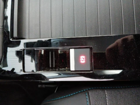 Citroën C4 1.2 PURETECH 130 S&S FEEL PACK 5P