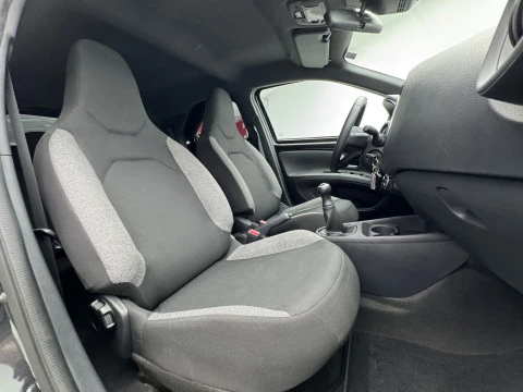 Toyota Aygo X Cross 1.0 VVT-I 72CV Play