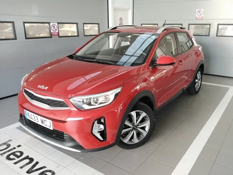 Kia Stonic   1.0 T-GDi MHEV Drive 100
