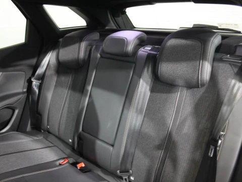 Peugeot 308 3008 Hybrid4 300 GT Line e-EAT8