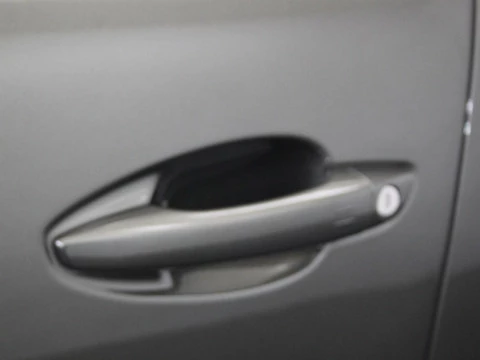 Peugeot 308 3008 Hybrid4 300 GT Line e-EAT8