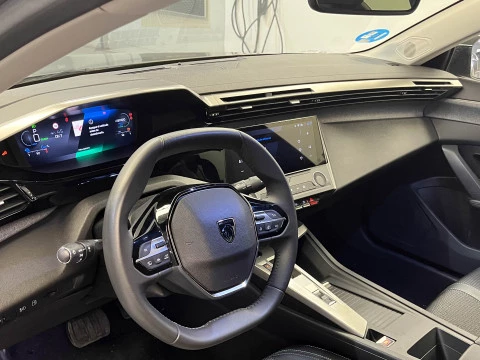Peugeot 408 408 Allure PHEV 180 e-EAT8