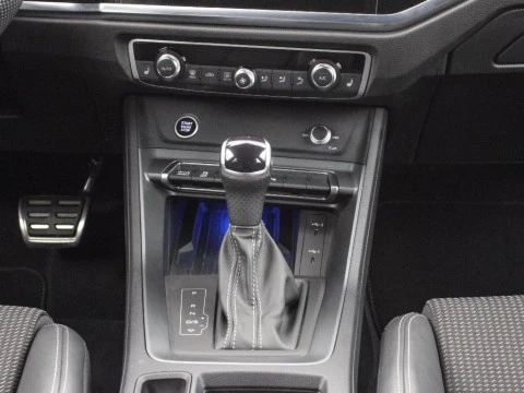 Audi Q3 2.0 35 TDI S TRONIC BLACK LINE 150 5P