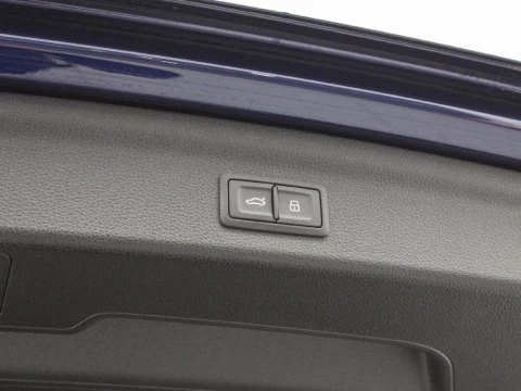 Audi Q3 2.0 35 TDI S TRONIC BLACK LINE 150 5P