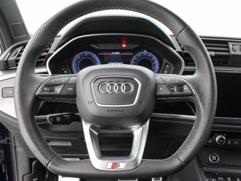 Audi Q3 2.0 35 TDI S TRONIC BLACK LINE 150 5P