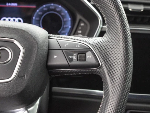 Audi Q3 2.0 35 TDI S TRONIC BLACK LINE 150 5P