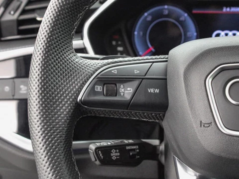 Audi Q3 2.0 35 TDI S TRONIC BLACK LINE 150 5P