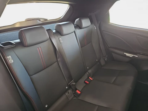 Lexus LBX 1.5 136cv HEV Emotion+