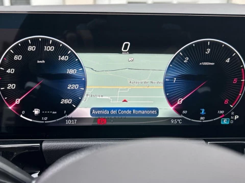 Mercedes-Benz GLA  200 D