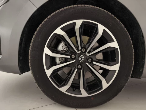 Renault Clio Techno E-Tech full hybrid 145 (103kw)