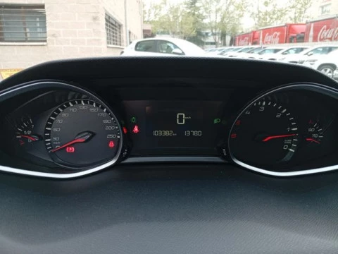 Peugeot 308 5P Business Line BlueHDi 100 S&S 6V MAN