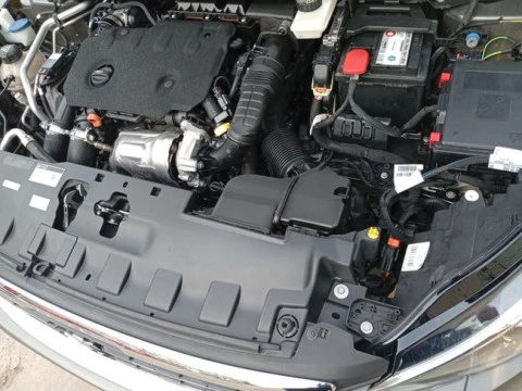 Peugeot 308 5P Business Line BlueHDi 100 S&S 6V MAN