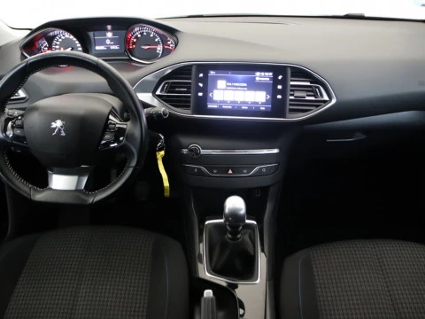 Peugeot 308 1.2 PURETECH 81KW STYLE 5P