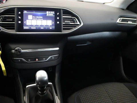 Peugeot 308 1.2 PURETECH 81KW STYLE 5P